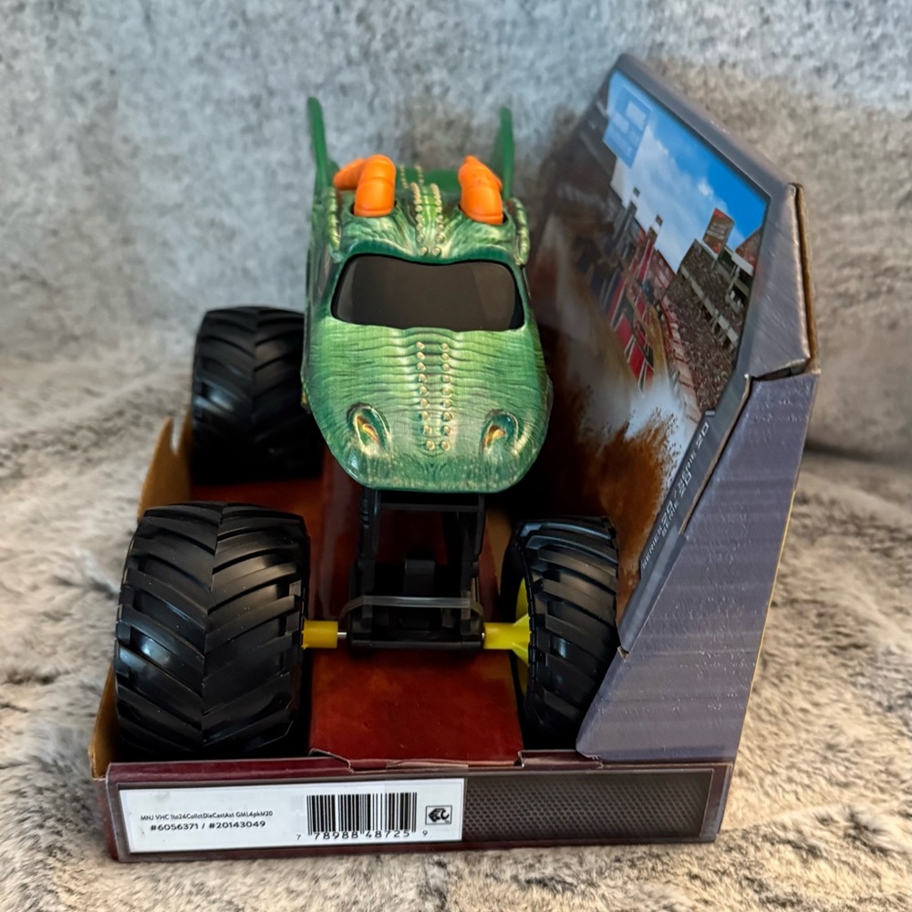 “Dragon” Monster Jam Truck Toy